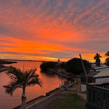 Pelican Point Waterfront Resort Carnarvon Εξωτερικό φωτογραφία